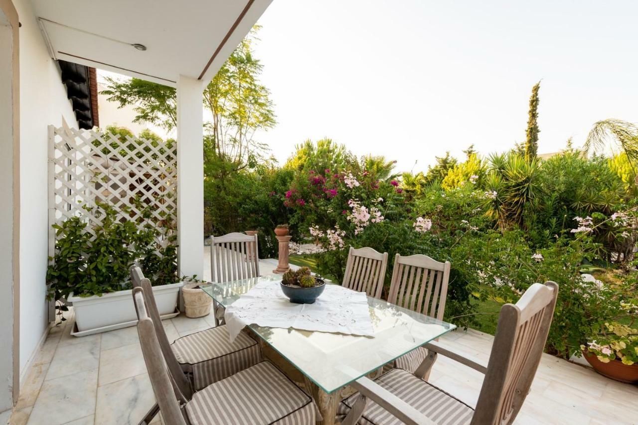 Nicole'S Garden Villa Καλλιθέα Εξωτερικό φωτογραφία