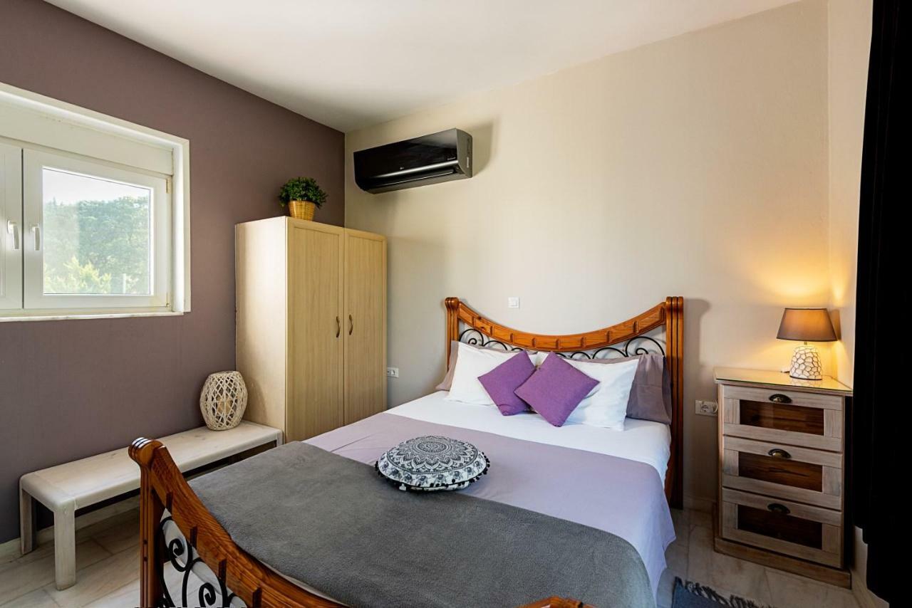 Nicole'S Garden Villa Καλλιθέα Εξωτερικό φωτογραφία