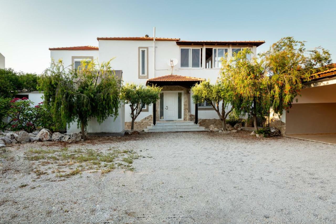 Nicole'S Garden Villa Καλλιθέα Εξωτερικό φωτογραφία