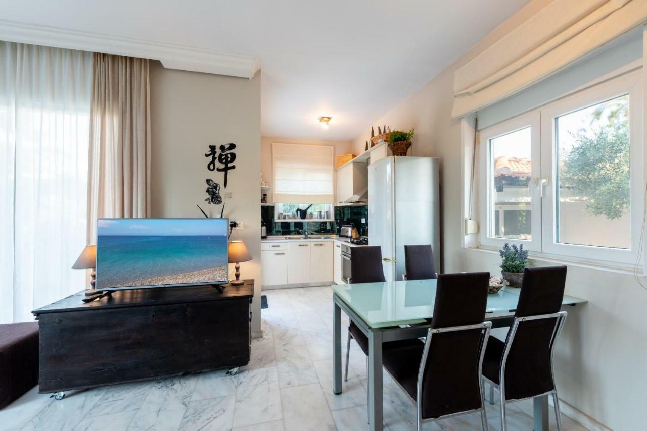 Nicole'S Garden Villa Καλλιθέα Εξωτερικό φωτογραφία